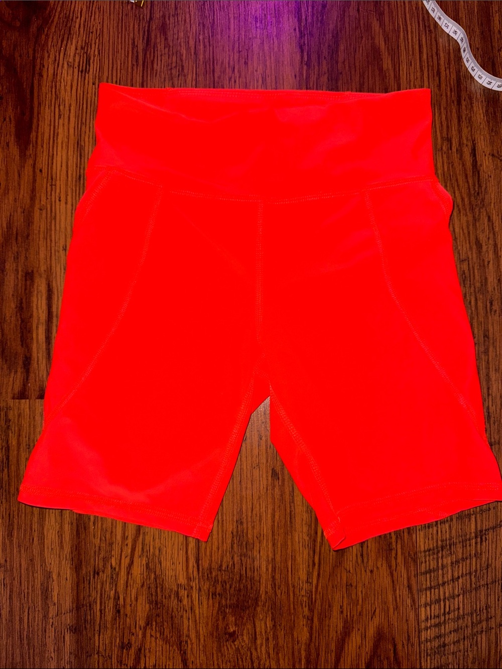 High-Waist Active Bike Shorts - Bright Red 34.M